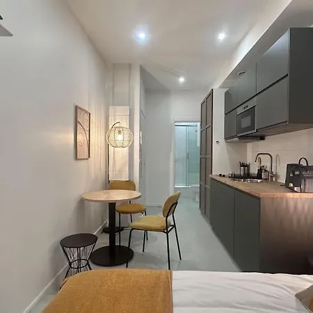 Gabriel's Studio By Suitehomeparis * Parigi