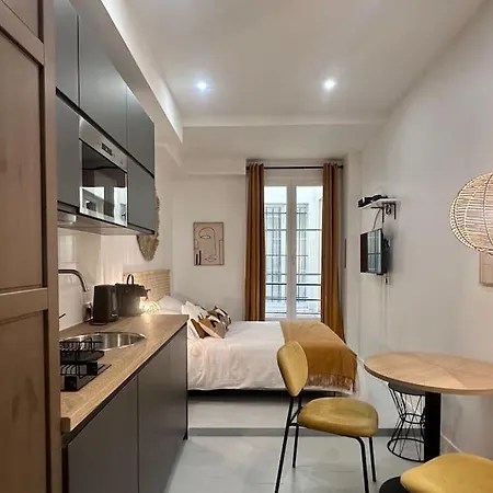 Gabriel's Studio By Suitehomeparis Paris