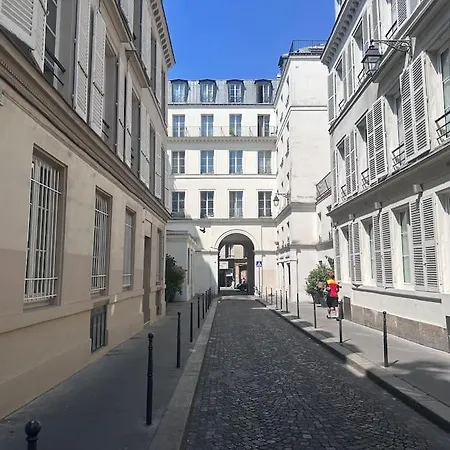 Gabriel's Studio By Suitehomeparis Apartment